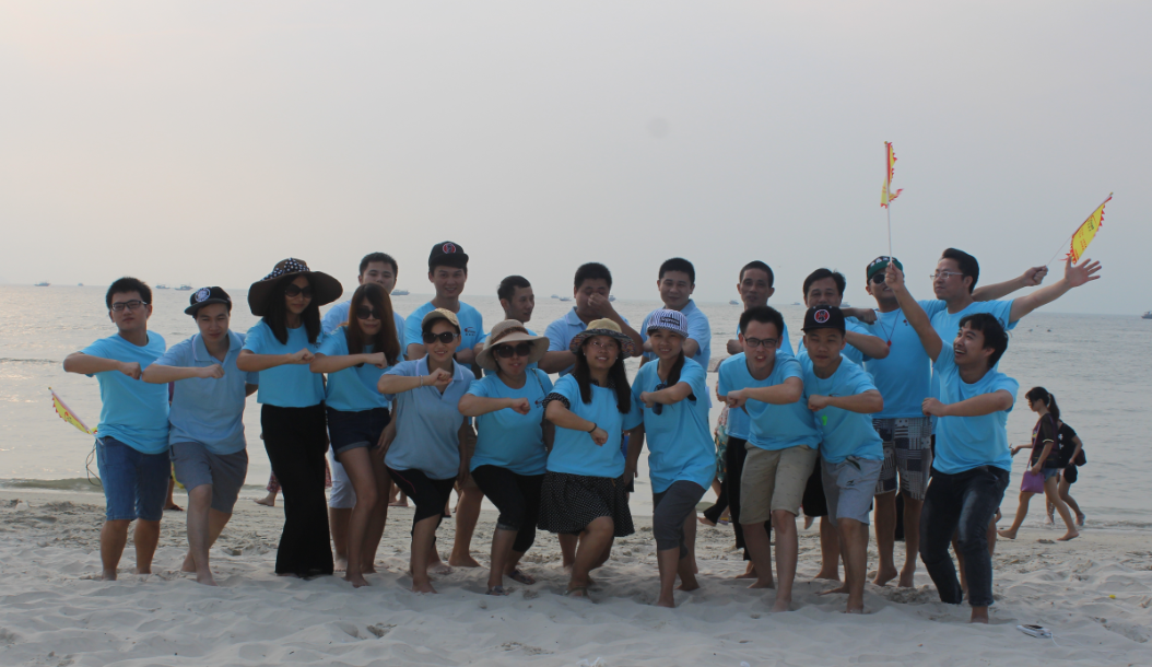 高音喇叭厂家合照 高音喇叭厂家合照