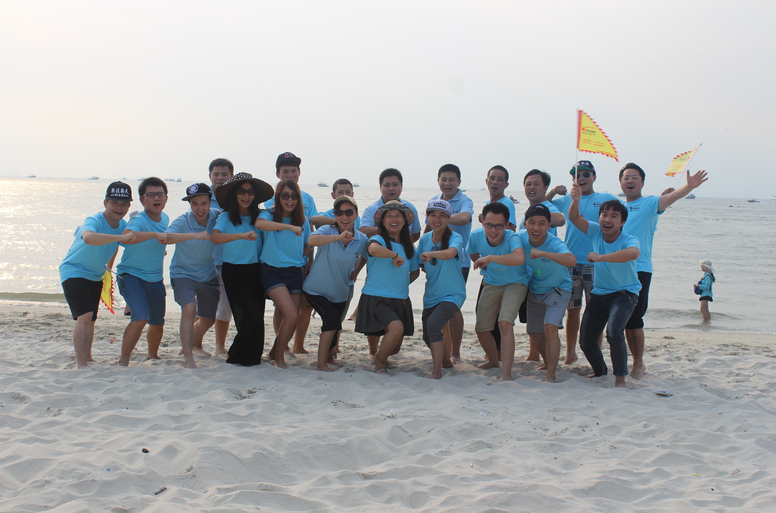 毅廷音响喇叭厂海边照 毅廷音响喇叭厂海边照